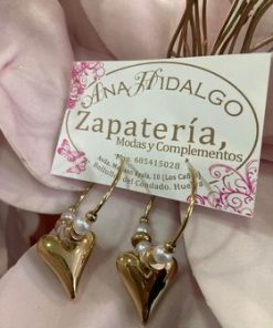 PENDIENTE ARGOLLA CON DETALLE DE PERLAS Y CORAZON COLGANTE M.901/C