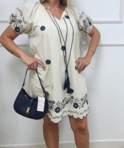 VESTIDO CRUDO CON BORDADO EN AZUL MARINO M.CR/AZ