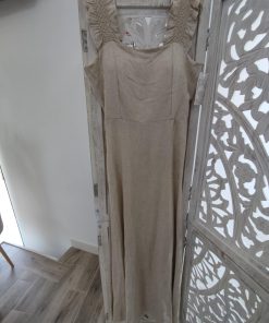 VESTIDO DE LINO CON CUT UT EN LA ESPALDA M.LI/CUT