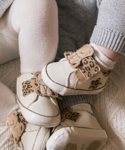 Deportivas recién nacida M. 9966 CREMA MAYORAL