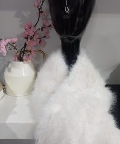 CUELLO DE PELO COLOR BLANCO M.CU-BLA