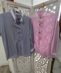 BLUSA DE ESTILO ELEGANTE Y ROMÁNTICO EN TONO MARINO CON FINAS RAYAS BLANCAS VERTICALES M.ROM-MA 5 1