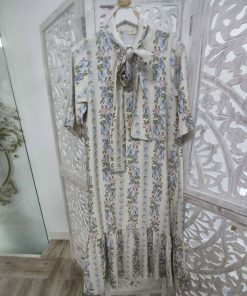 VESTIDO DE ESTAMPADO FLORAL COLOR BEIGE M.PRIMAVERA1
