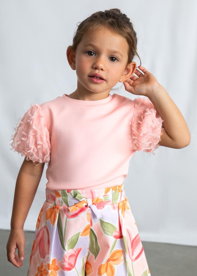 Camiseta tul niña M. 3001 BLOSSOM MAYORAL 1 Camiseta de tul niña en mezcla de viscosa, poliéster, algodón y elastano, ligera y con caída