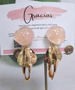 PENDIENTE CON DETALLES DORADOS Y ROSADOS M.DR
