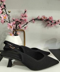 ZAPATO DE SALÓN DESTALONADO CON PERFORADOS Y PUNTERA FINA M.GZ-AA55-1 NEGRO