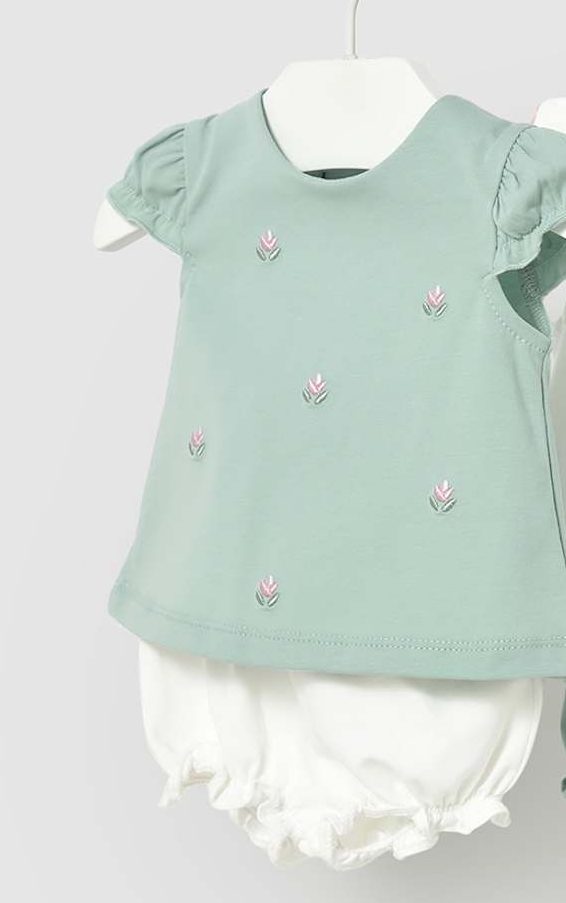 Conjunto punto bebé M. 1642 camiseta verde y short blanco Aqua Mayoral 1 Conjunto bebé camiseta verde y short blanco Aqua, dos piezas en punto de algodón