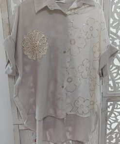 BLUSA CON BORDADO Y ENCAJE M.ENB