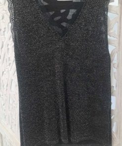 TOP DE PUNTO SIN MANGAS EN COLOR NEGRO M.N-G