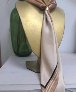 PAÑUELO DE SEDA BEIGE ESTAMPADO RAYAS DIAGONALES M.PAÑ-24