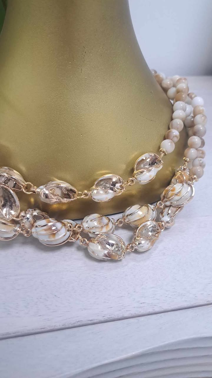 COLLAR MÚLTIPLE CON CONCHAS M.CM4 2 3