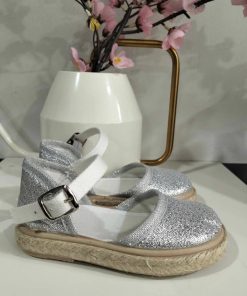ESPARTOS DE NIÑA SUJETOS AL TOBILLO M.132-PLATA