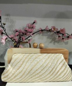 BOLSO DE RAFIA TIPO CLUTCH EN TONOS BEIGES COMBINADOS M.RAFF-B