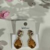 PENDIENTES SEMILARGOS CON PIEDRAS BEIGES Y FILO DORADO M.558-B 6 672229021 1274442620835843 1134903874863793273 n