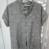 CAMISA CON ESTAMPADO GRIS M.GRI/1