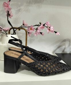 ZAPATO DE TACÓN MEDIO DESTALONADO CON PERFORADOS TRENZADOS M.K5090 NEGRO