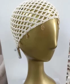 GORRO DE CROCHET CALADO CON DETALLES DE CONCHAS DORADAS M.CRO-BEIGE6