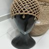 GORRO DE CROCHET CALADO CON DETALLES DE CONCHAS DORADAS M.CRO-CAMEL