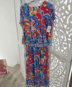 Conjunto de pantalón floral con blusa de manga corta y pantalón de cintura elástica en viscosa