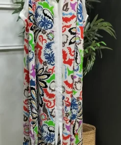 Vestido largo estampado en varios colores con tirantes, escote en pico y franja central en blanco