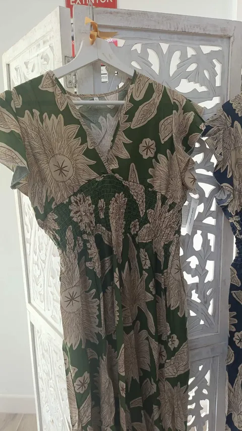 VESTIDO LARGO VERDE OLIVA ESTAMPADO BOTÁNICO M.VL-VO 2 2 3