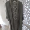 KIMONO LARGO CON BORDADOS M.KIM-VERDE