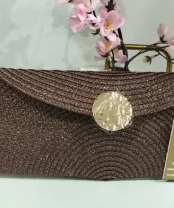 BOLSO DE MANO TEJIDO ESTILO RAFIA EN MARRÓN CON HILO GLITTER M.GLI-MAR