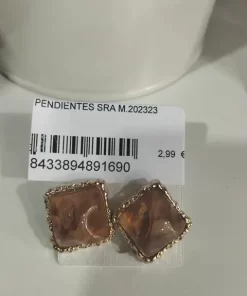 PENDIENTES CUADRADOS EN TONO ÁMBAR M.CU/T