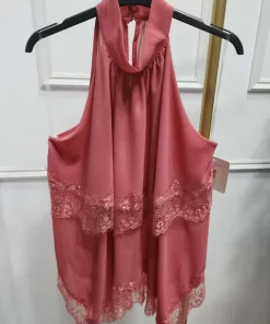 BLUSA ROSA MAQUILLAJE OSCURO CON ENCAJE DE PUNTILLA FESTONEADO M.PUN/FES1
