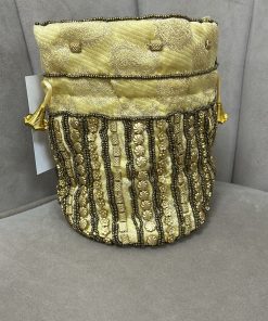 BOLSO «BOMBONERA» DORADO CON DETALLE DE FIGURAS DORADAS M.BM-16