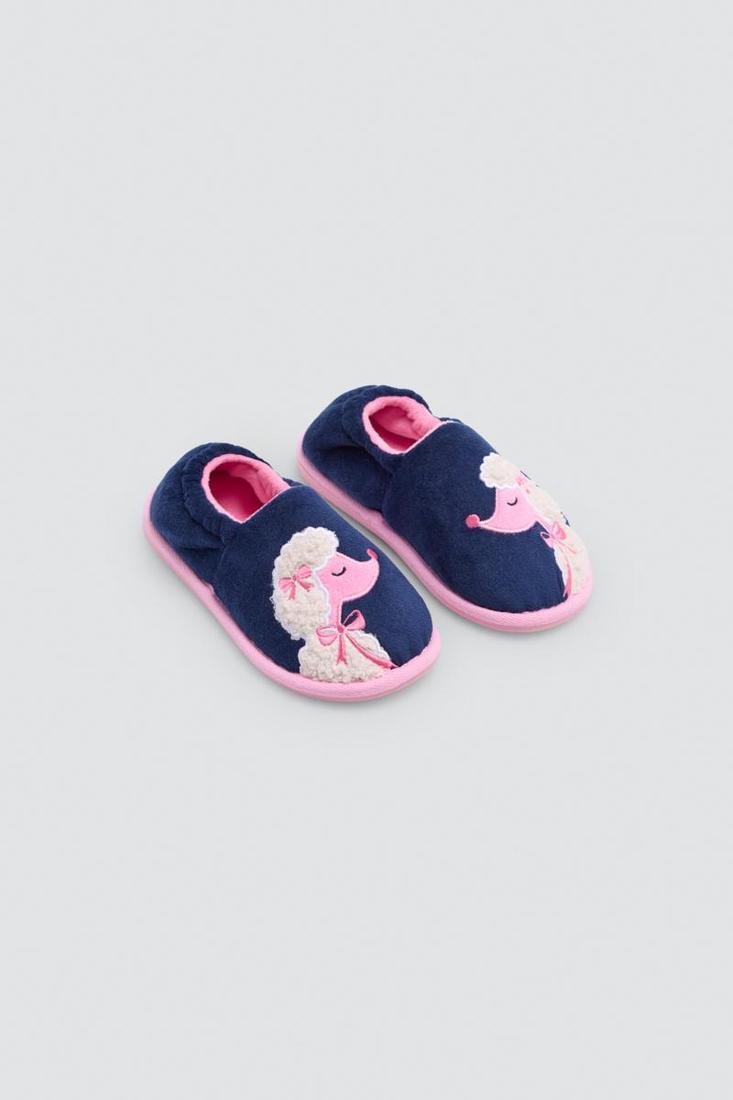ZAPATILLAS INVIERNO M. 34043 YSABEL MORA 1 Zapatillas de caniche para niña, modelo de invierno de Ysabel Mora con suela de caucho