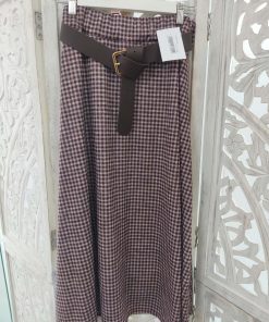 Falda midi vichy burdeos de capa con cintura elástica y cinturón del mismo tejido