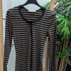 CAMISETA RAYAS MARRÓN Y NEGRA AJUSTADA M.RAY/MN